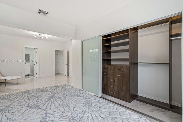 345 Fairway Dr, Miami Beach, FL 33141