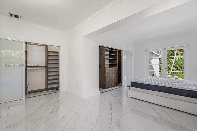 345 Fairway Dr, Miami Beach, FL 33141