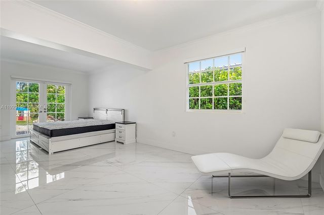 345 Fairway Dr, Miami Beach, FL 33141