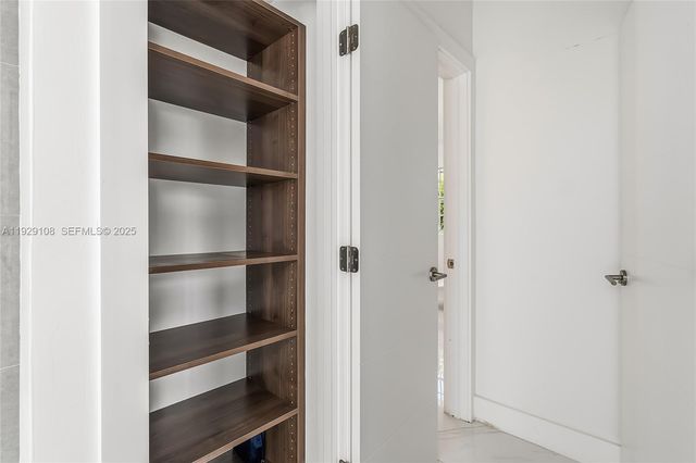 345 Fairway Dr, Miami Beach, FL 33141