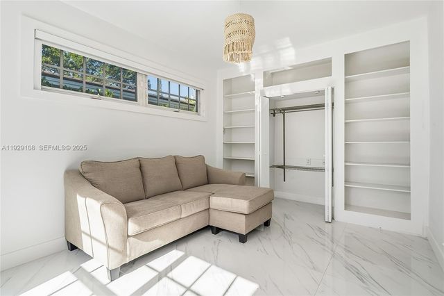 345 Fairway Dr, Miami Beach, FL 33141