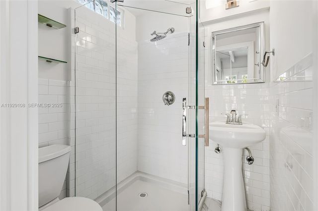 345 Fairway Dr, Miami Beach, FL 33141