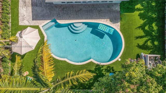 345 Fairway Dr, Miami Beach, FL 33141