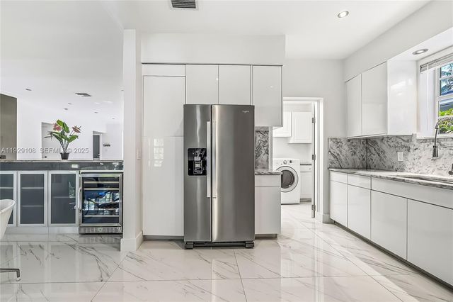 345 Fairway Dr, Miami Beach, FL 33141