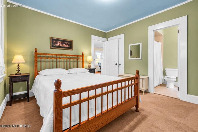 32 Ferndale Road, North Caldwell, NJ 07006