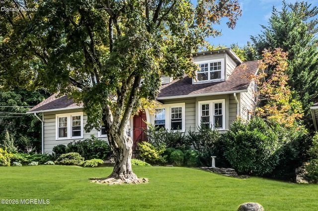 32 Ferndale Road, North Caldwell, NJ 07006
