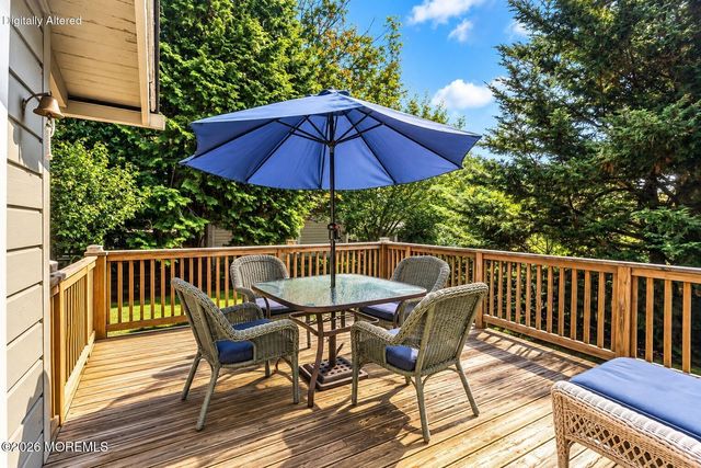 32 Ferndale Road, North Caldwell, NJ 07006