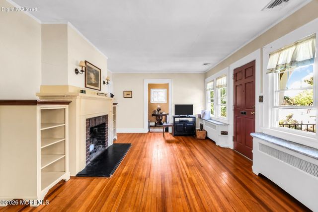 32 Ferndale Road, North Caldwell, NJ 07006