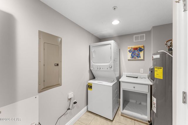 5004 Thomas Drive 112, Panama City, FL 32408