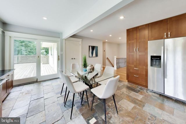 7217 WILBURDALE DR, Annandale, VA 22003