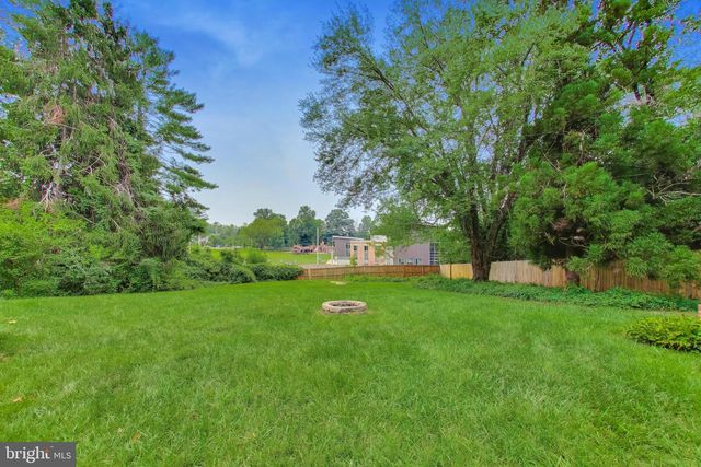 7217 WILBURDALE DR, Annandale, VA 22003