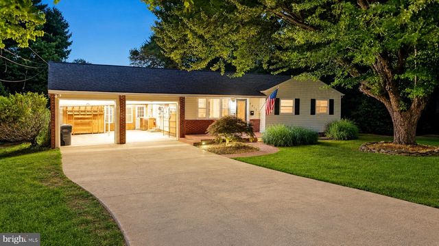 7217 WILBURDALE DR, Annandale, VA 22003