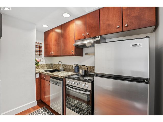 1005 Sw PARK Ave 203, Portland, OR 97205