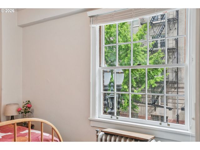 1005 Sw PARK Ave 203, Portland, OR 97205