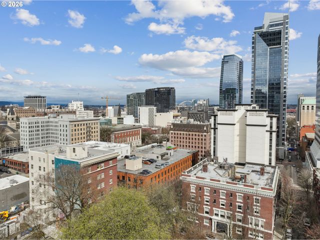 1005 Sw PARK Ave 203, Portland, OR 97205