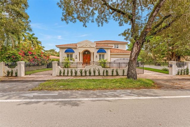 1334 Alhambra Cir, Coral Gables, FL 33134