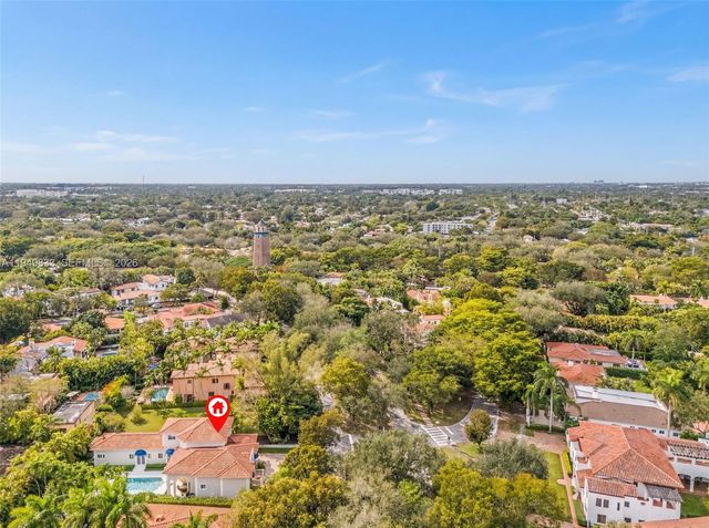 1334 Alhambra Cir, Coral Gables, FL 33134