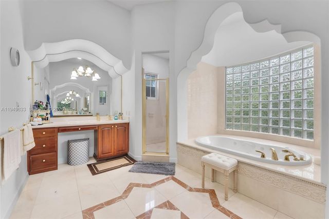 1334 Alhambra Cir, Coral Gables, FL 33134