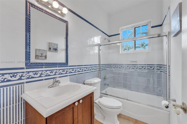 1334 Alhambra Cir, Coral Gables, FL 33134