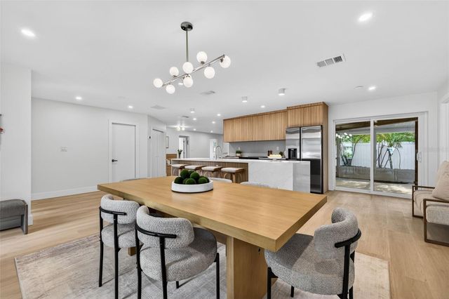 6649 PINELLAS POINT DRIVE S, St Petersburg, FL 33712