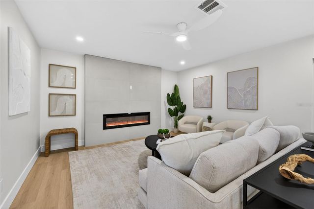 6649 PINELLAS POINT DRIVE S, St Petersburg, FL 33712