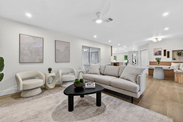 6649 PINELLAS POINT DRIVE S, St Petersburg, FL 33712