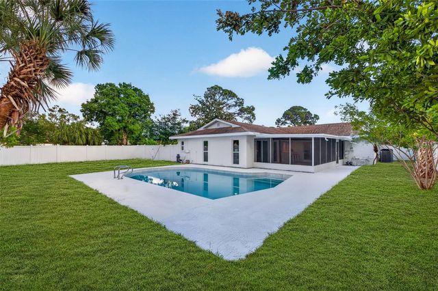 6649 PINELLAS POINT DRIVE S, St Petersburg, FL 33712