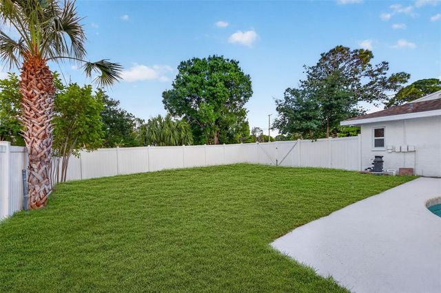 6649 PINELLAS POINT DRIVE S, St Petersburg, FL 33712