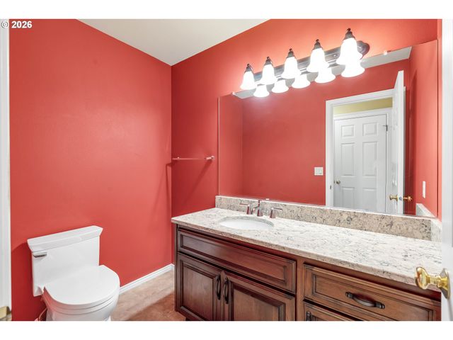 7061 Sw WINDEMERE Loop, Portland, OR 97225