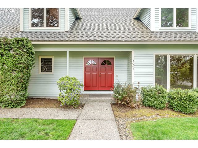 7061 Sw WINDEMERE Loop, Portland, OR 97225