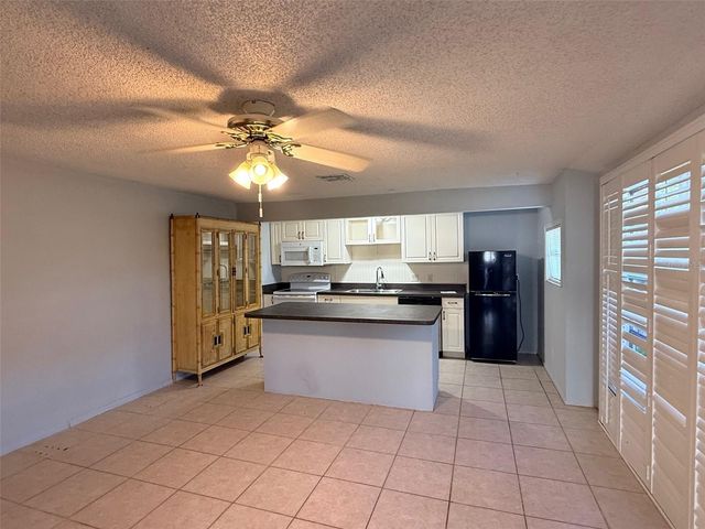 3943 FREEDOM AVENUE 1, Sarasota, FL 34231