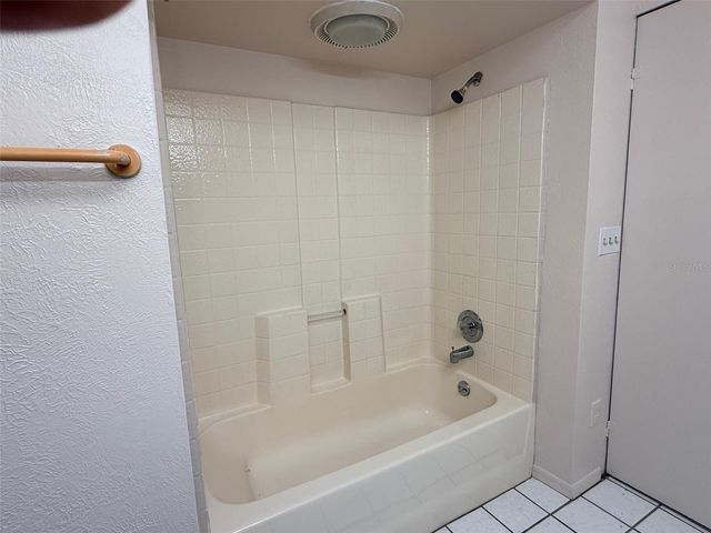 3943 FREEDOM AVENUE 1, Sarasota, FL 34231