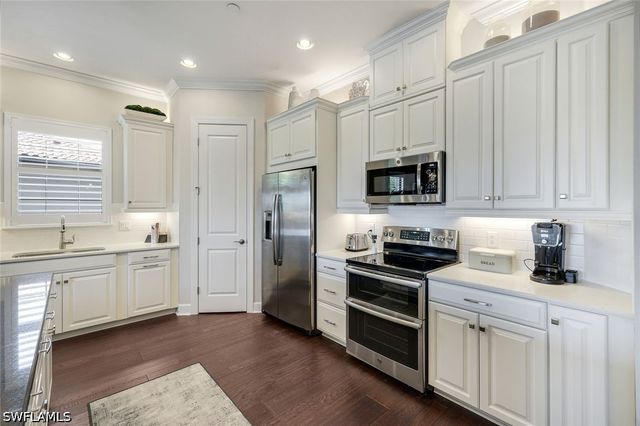 9684 Montelanico LOOP 204, Naples, FL 34119