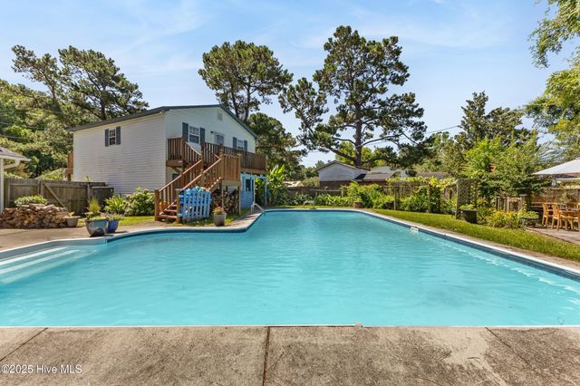 101 Doughton Drive, Wilmington, NC 28409