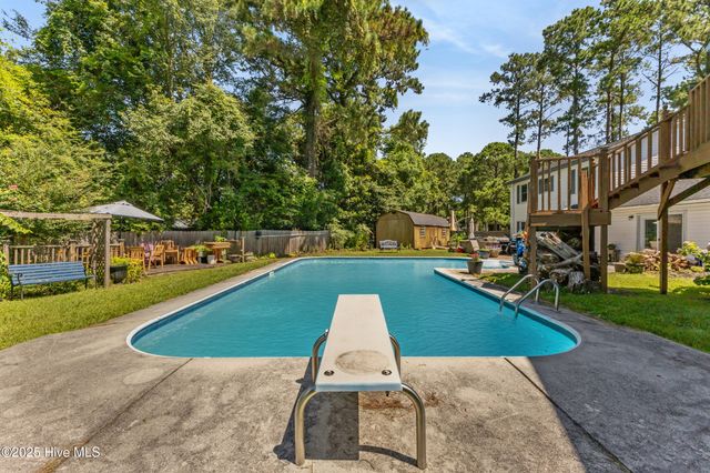 101 Doughton Drive, Wilmington, NC 28409