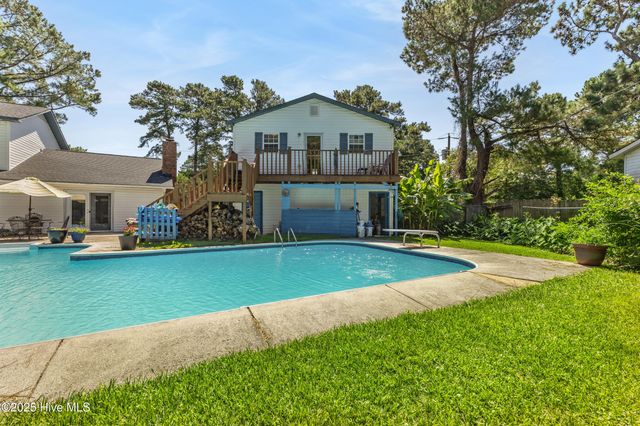 101 Doughton Drive, Wilmington, NC 28409