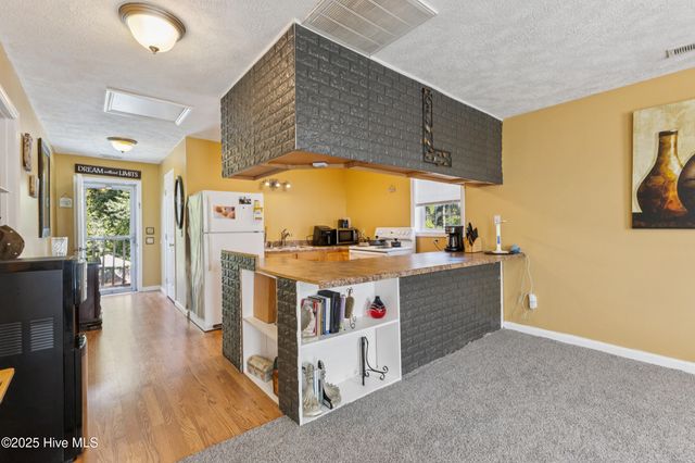 101 Doughton Drive, Wilmington, NC 28409