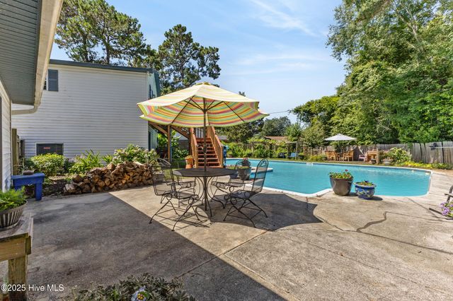 101 Doughton Drive, Wilmington, NC 28409