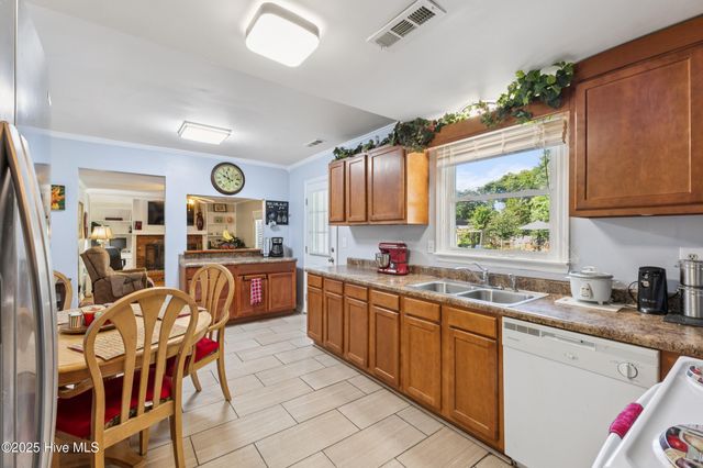 101 Doughton Drive, Wilmington, NC 28409