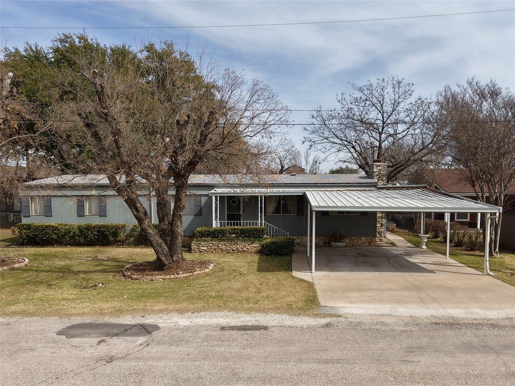 3409 Tahitian Court, Granbury, TX 76048