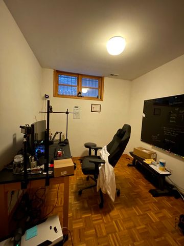 4237 N Kenmore Avenue GN, Chicago, IL 60613