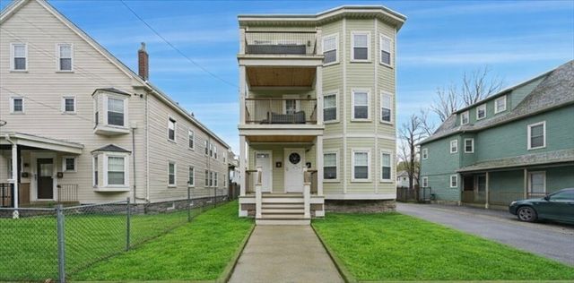 24 Prescott St 3, Boston, MA 02136