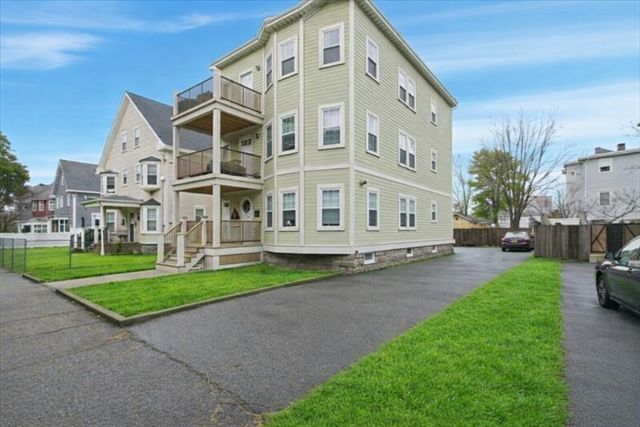 24 Prescott St 3, Boston, MA 02136