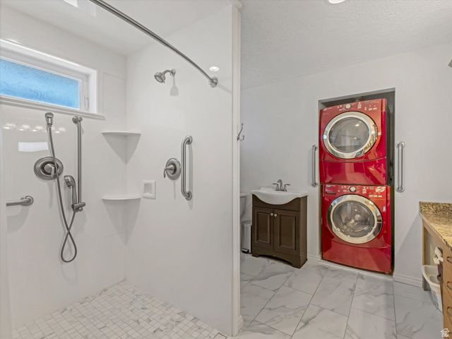 313 W 100 S, Kaysville, UT 84037