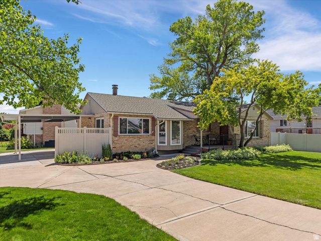 313 W 100 S, Kaysville, UT 84037
