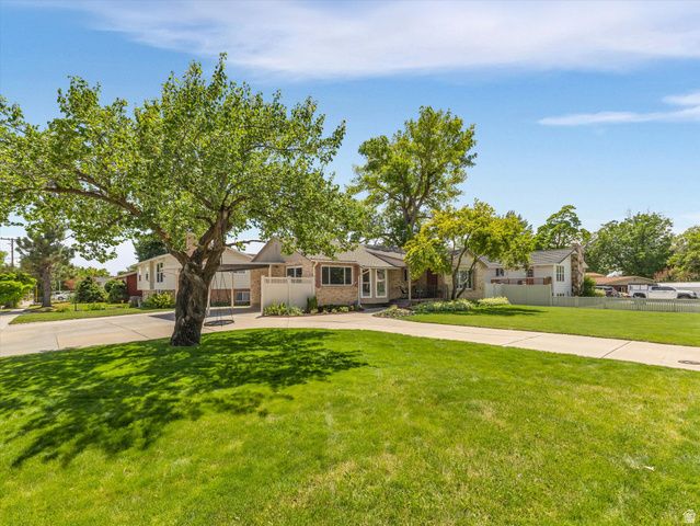 313 W 100 S, Kaysville, UT 84037