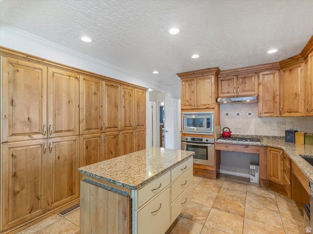 313 W 100 S, Kaysville, UT 84037