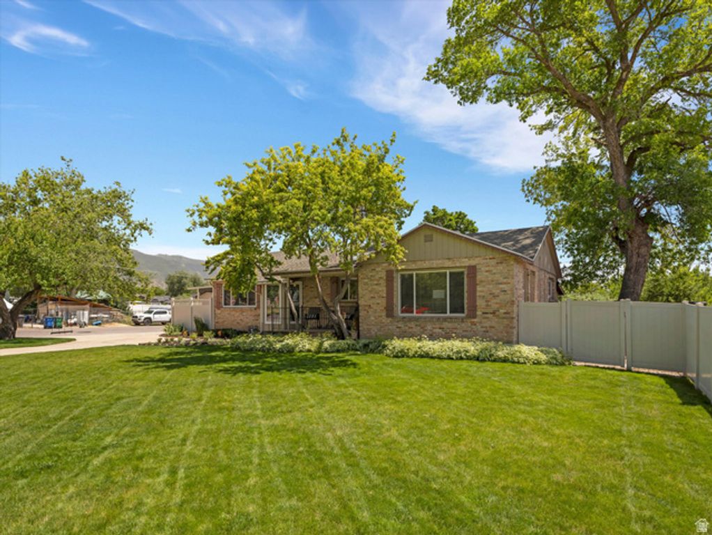 313 W 100 S, Kaysville, UT 84037