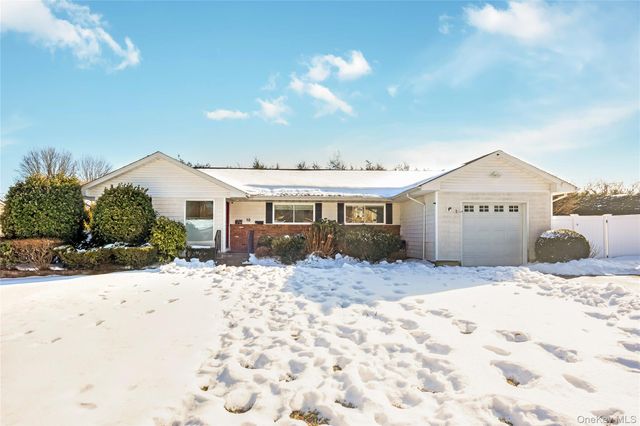 10 Sherman, Glen Cove, NY 11542