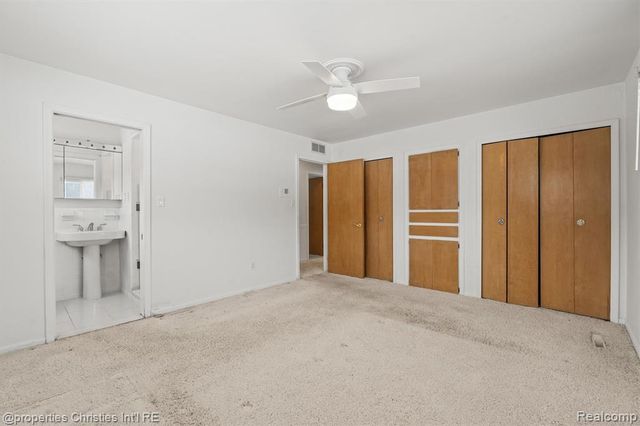 952 N Reading Road, Bloomfield Hills, MI 48304